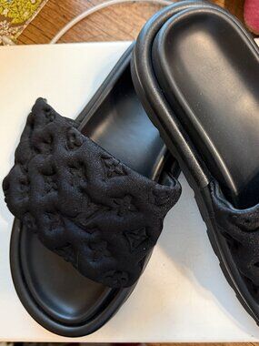 Faux Louis Vuitton Slides